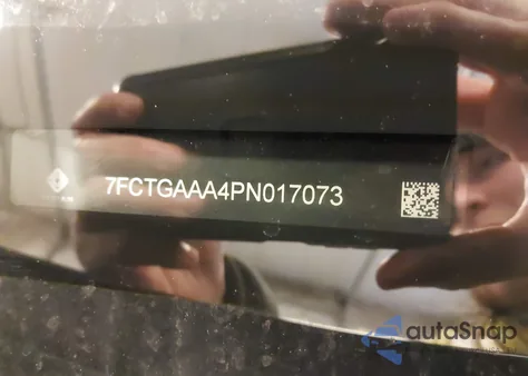 2023 Rivian R1T Adventure Quad Motor Large Pack из США, поврежденный, VIN 7FCTGAAA4PN017073